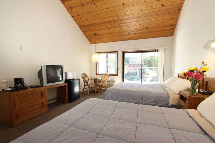 Room 12 of 34