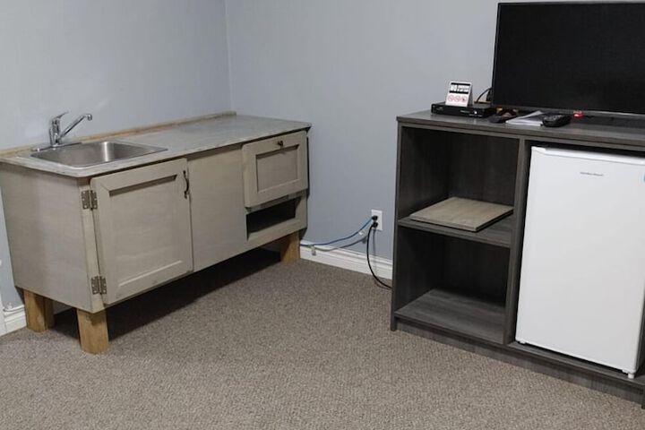Room 6 of 20