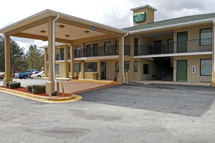 Hotel 4 of 18