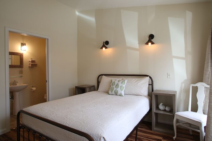 Room 5 of 21