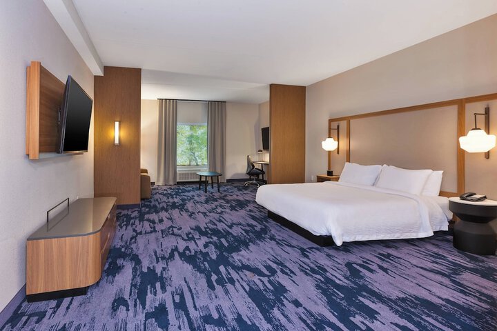 Room 20 of 32