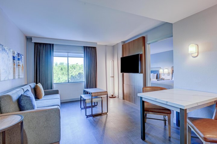Homewood Suites by Hilton Anaheim-Main Gate Area
