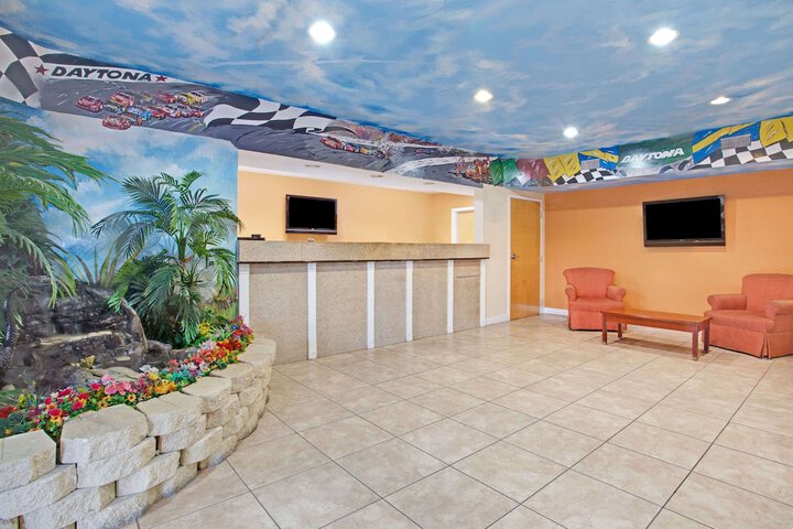 Hotel Interior 6 of 17