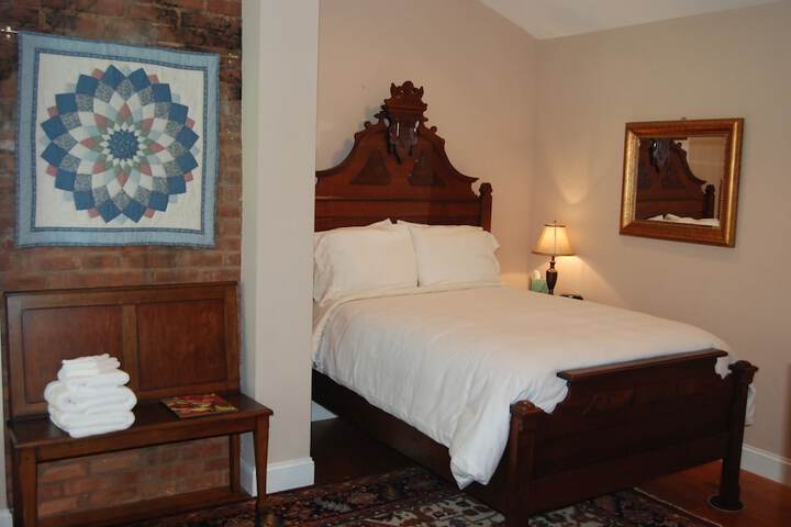 Room 28 of 80
