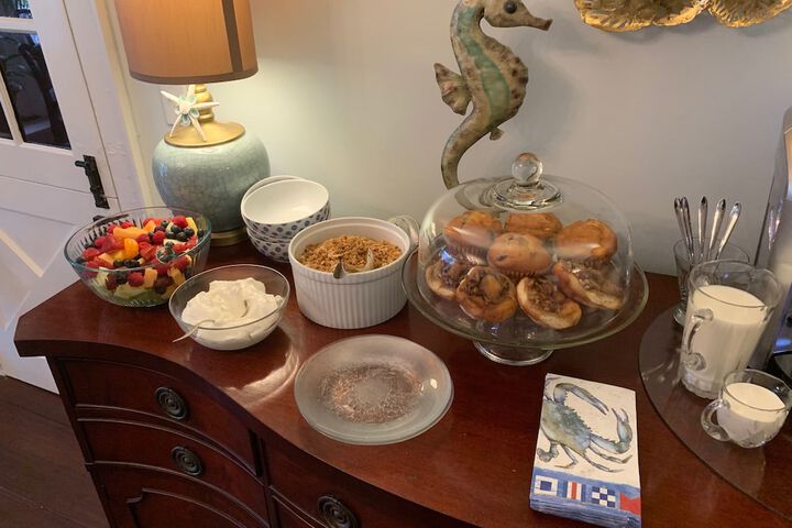Breakfast/Coffee Service 27 of 32