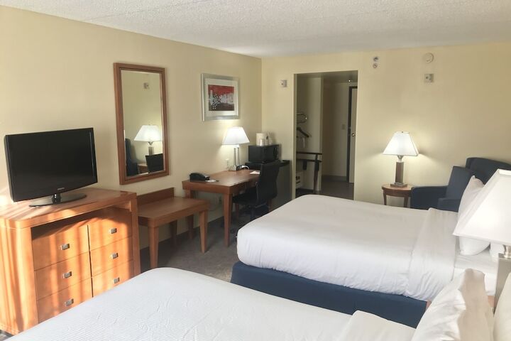 Room 16 of 35