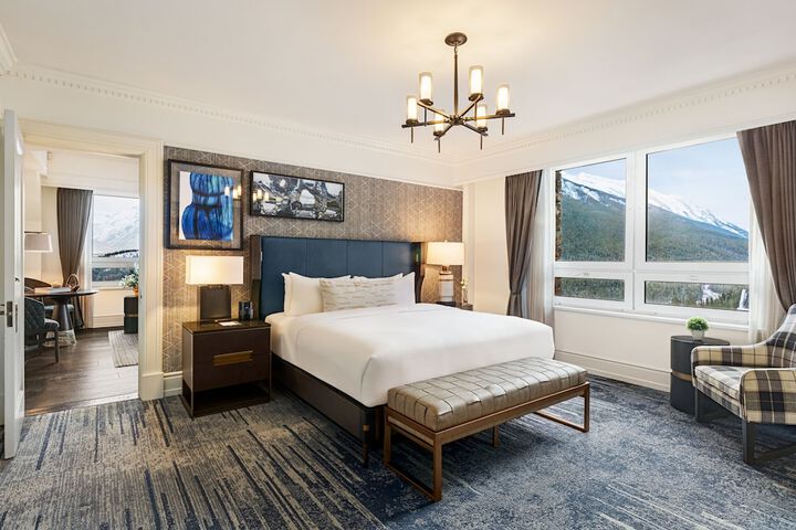 Room 34 of 87