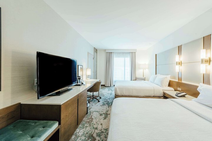 Room 71 of 120