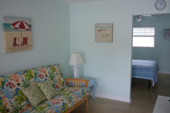 Room 13 of 42