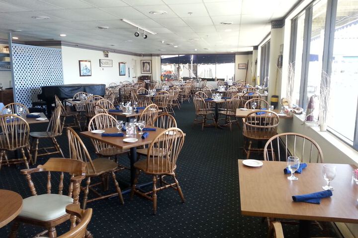 Boothbay Harbor Inn