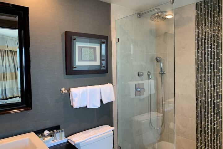 Room 41 of 61