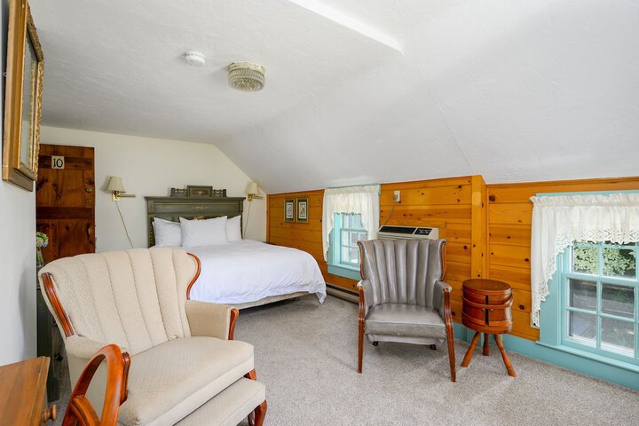 Room 27 of 50