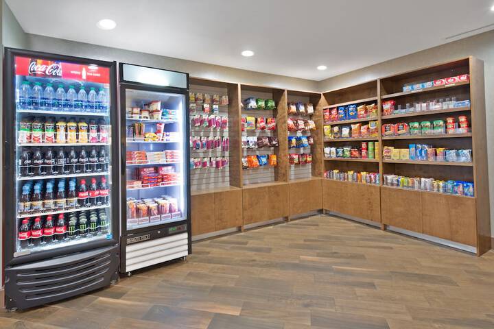 Holiday Inn Express & Suites New Cumberland by IHG