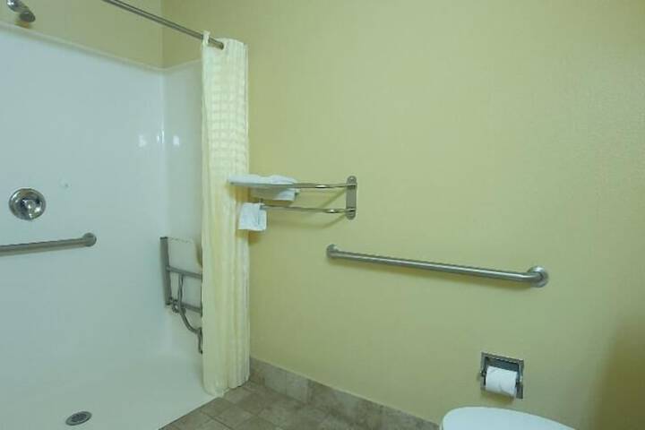 Room 15 of 71