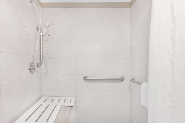 Super 8 by Wyndham Athens