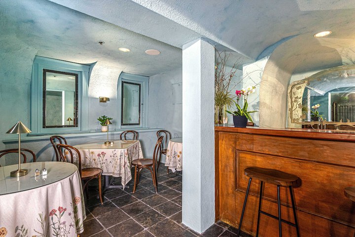Nob Hill Inn