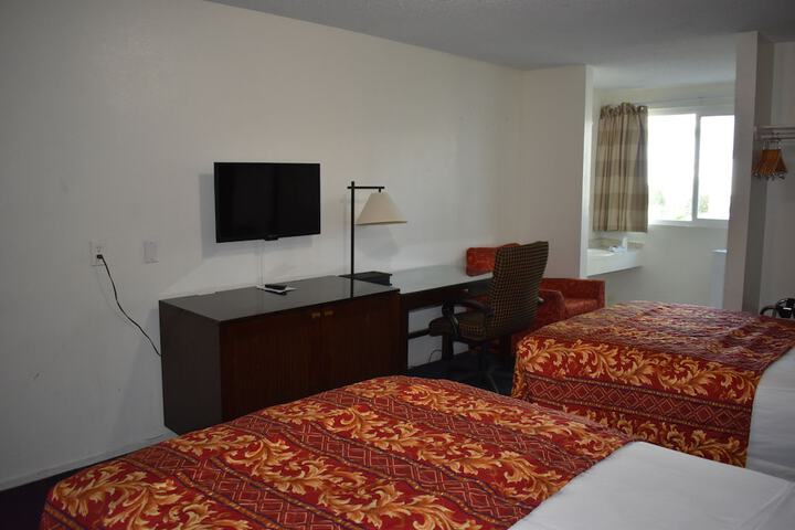 Room 25 of 53