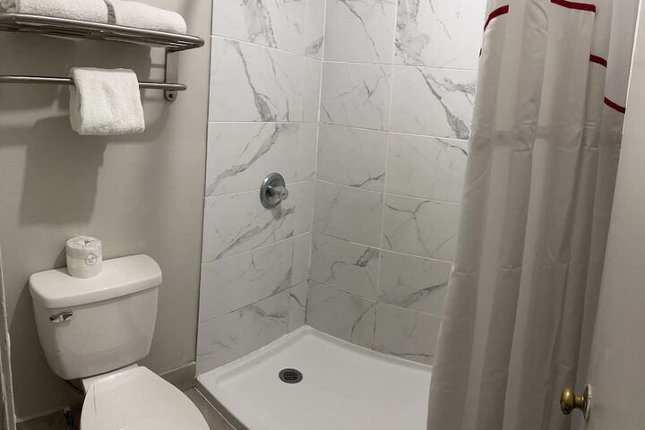 Room 7 of 15