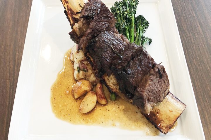 Dining 79 of 84