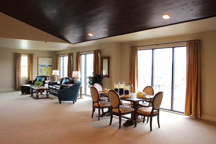 Room 6 of 45