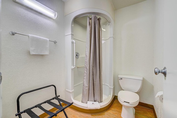 Room 18 of 20