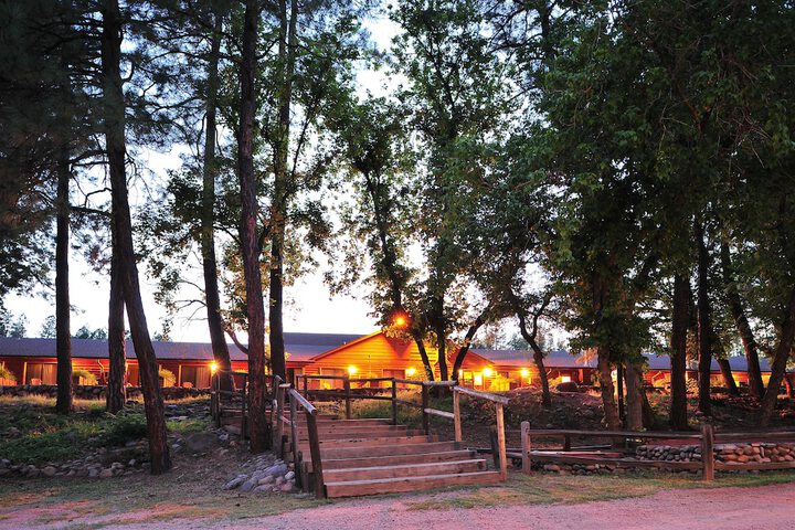 Kohls Ranch Lodge