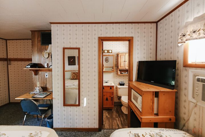 Room 34 of 46