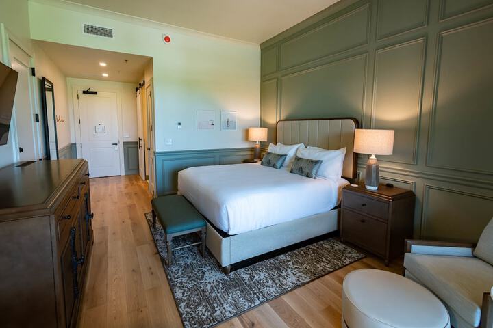 Room 40 of 81