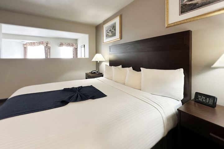 BayVue Hotel Resort and Suites