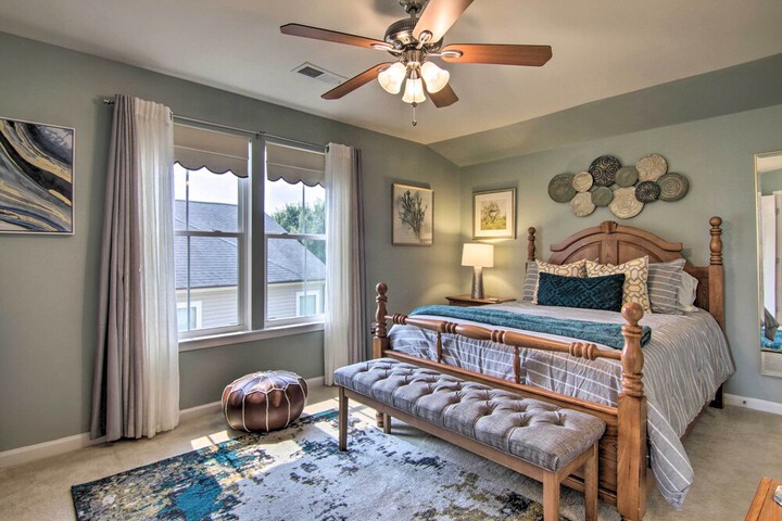 5 Mi to Bethany Beach: Chic Home w / Grill!