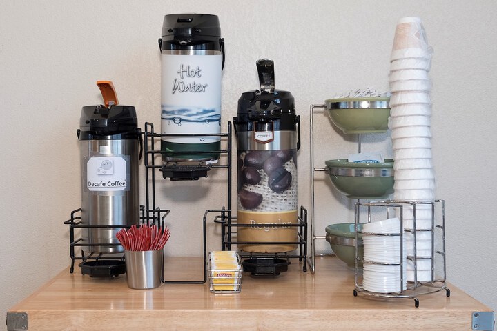 Breakfast/Coffee Service 42 of 44