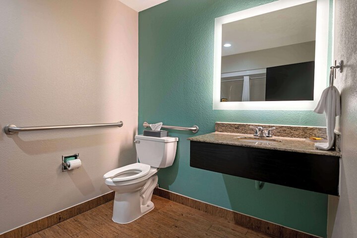 Best Western Plus Greenwood / Indy South Inn