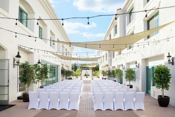 DoubleTree by Hilton San Pedro - Port of Los Angeles