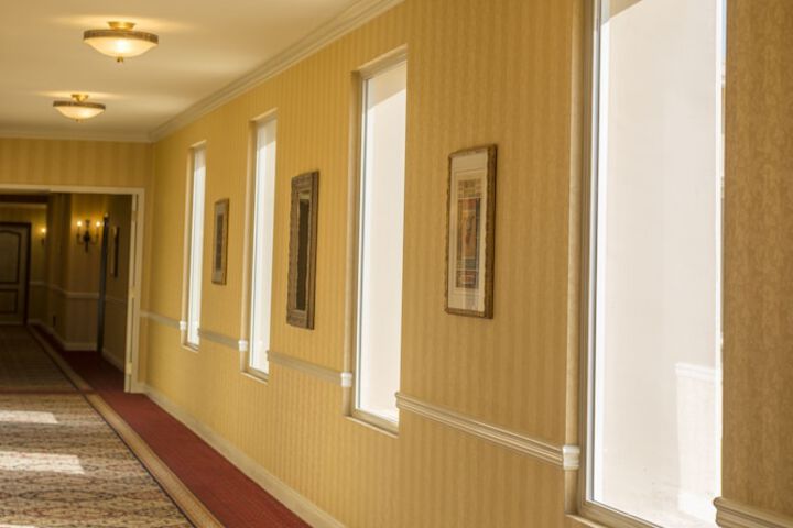 Ballroom/Hall 39 of 47