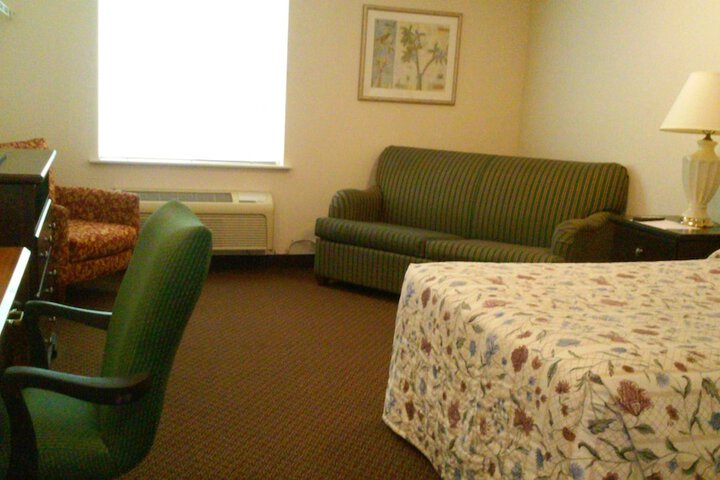 Room 5 of 10
