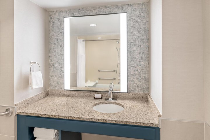 Embassy Suites by Hilton Fort Myers Estero