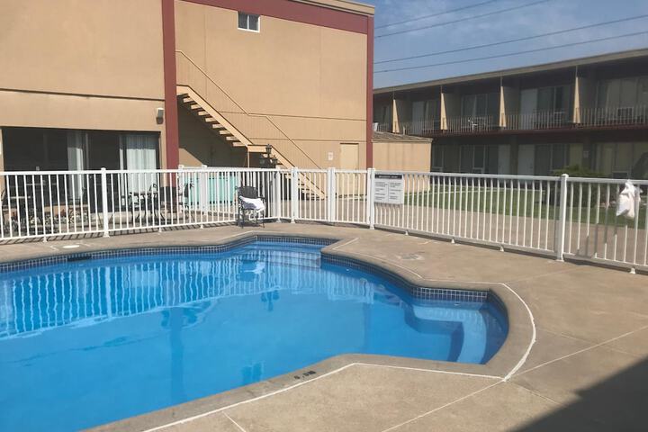 Pool 9 of 67