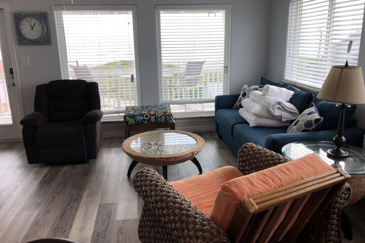 Beachgate CondoSuites and Oceanfront Resort