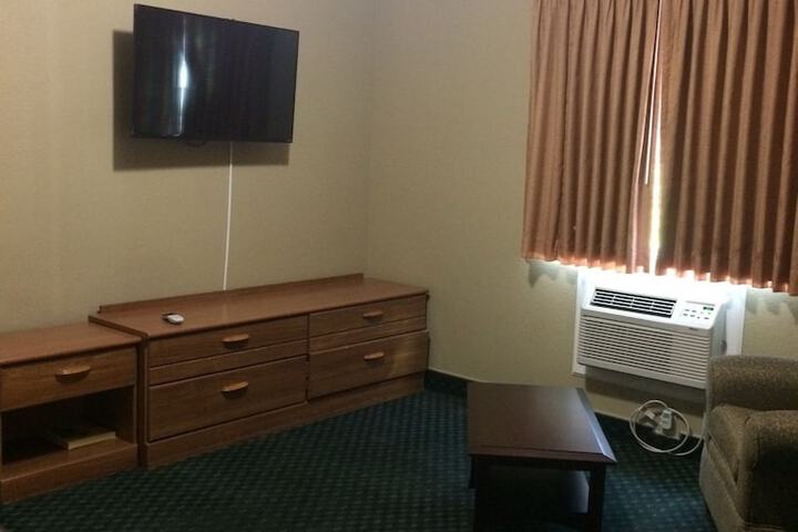 Room 18 of 40