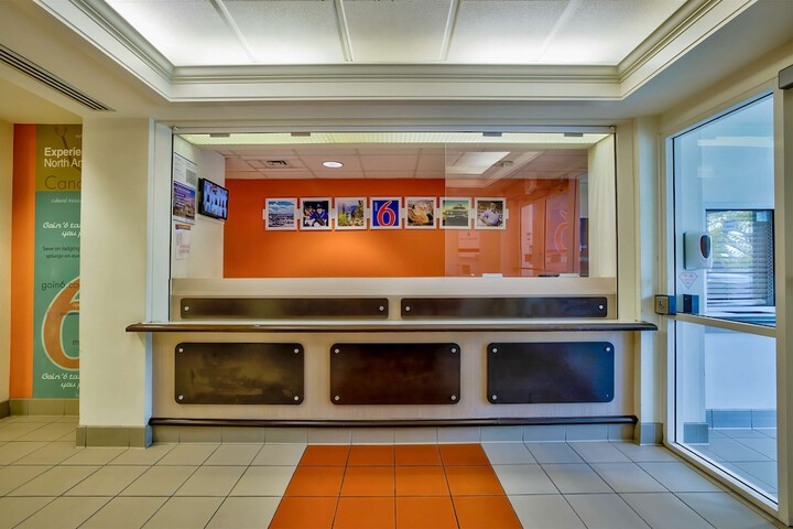 Hotel Interior 9 of 21