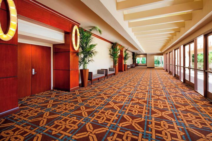 Sheraton Agoura Hills Hotel