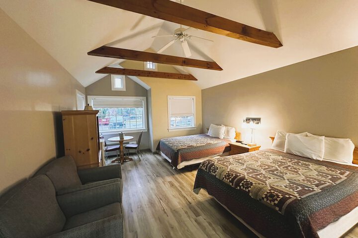 Room 30 of 44