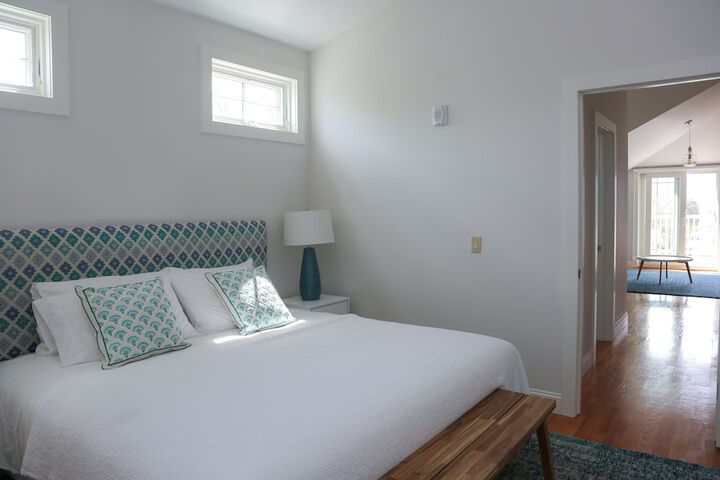 Room 16 of 60