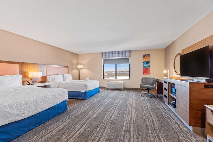 Hampton Inn & Suites Greeley