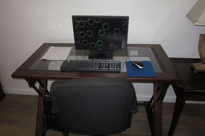 Business Center 21 of 22