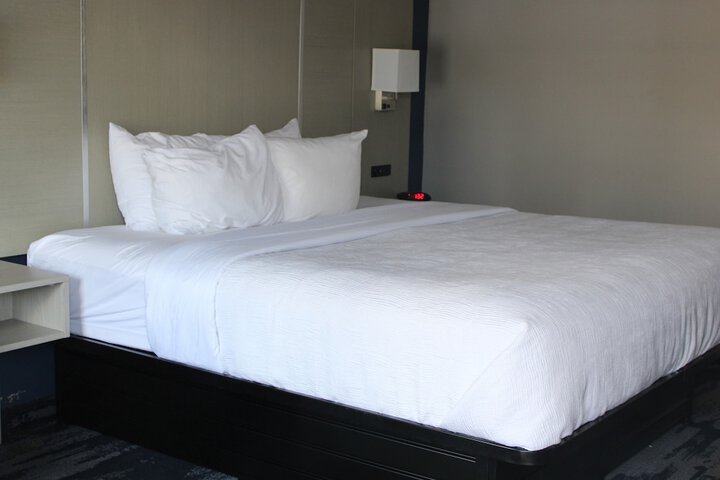 Room 18 of 26