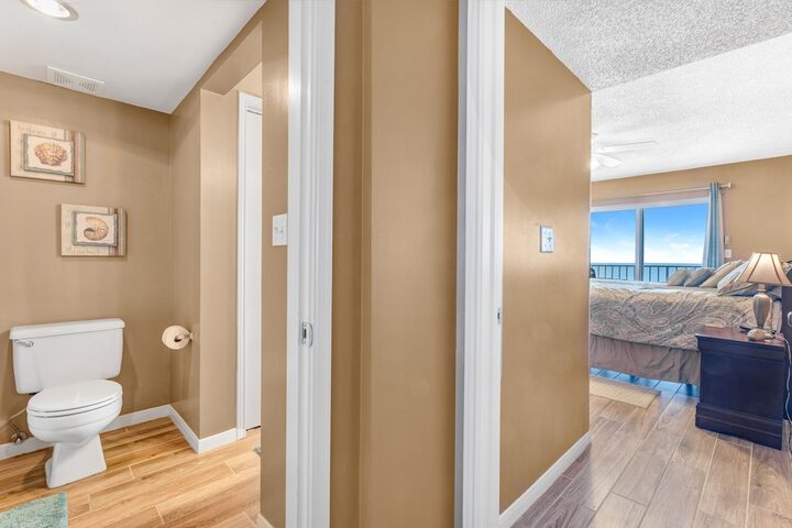 Room 12 of 51