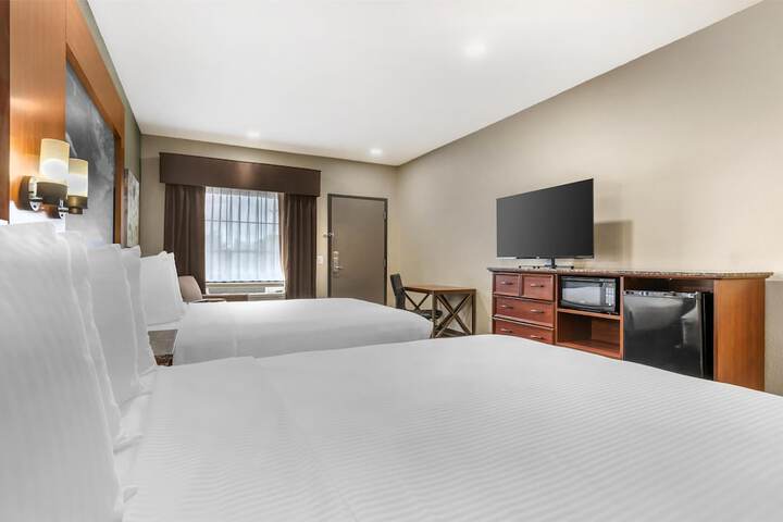 Best Western Plus Yukon