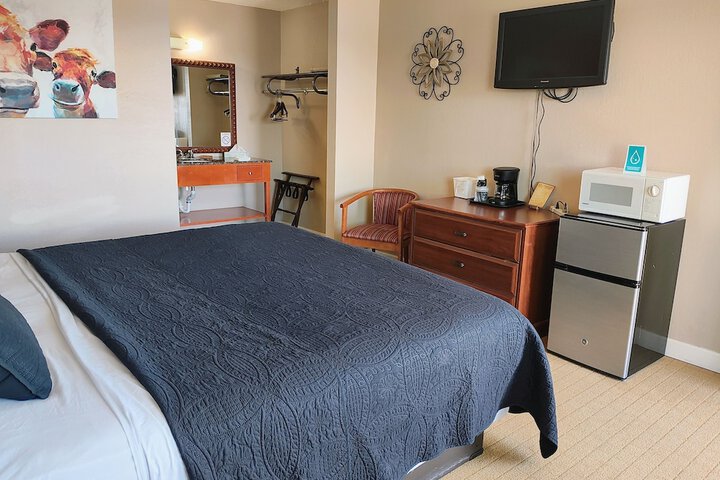 Room 35 of 51