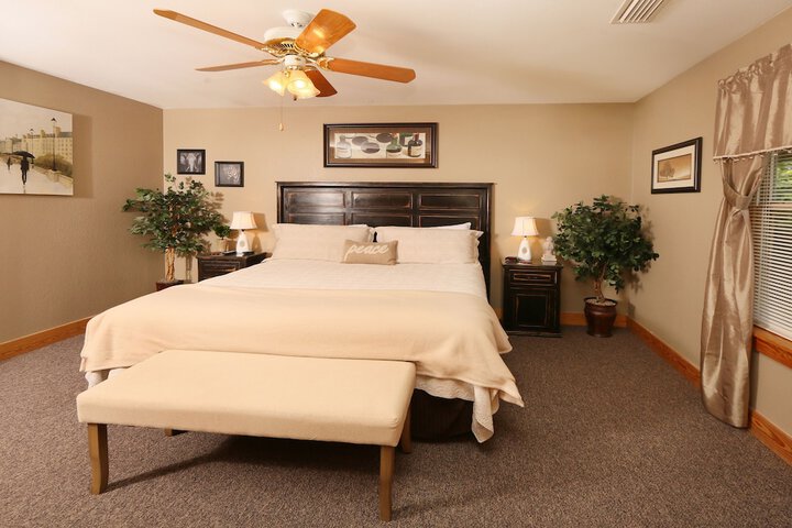 Room 21 of 41